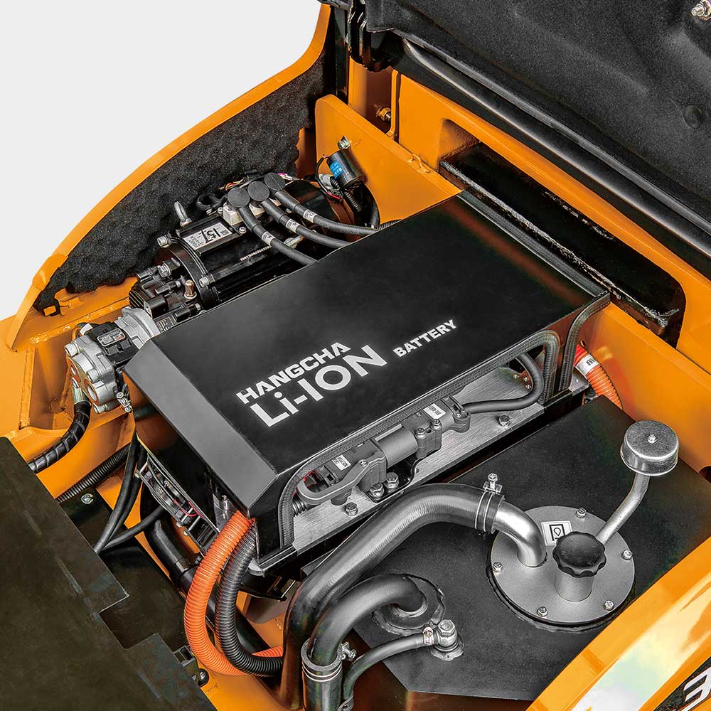 Energy Efficiency - Equipped with an 80V dual permanent magnet synchronous motor system and precisely matched reducer and controls, this forklift reduces energy consumption by 15–20% compared to traditional asynchronous motor models under the same conditions.